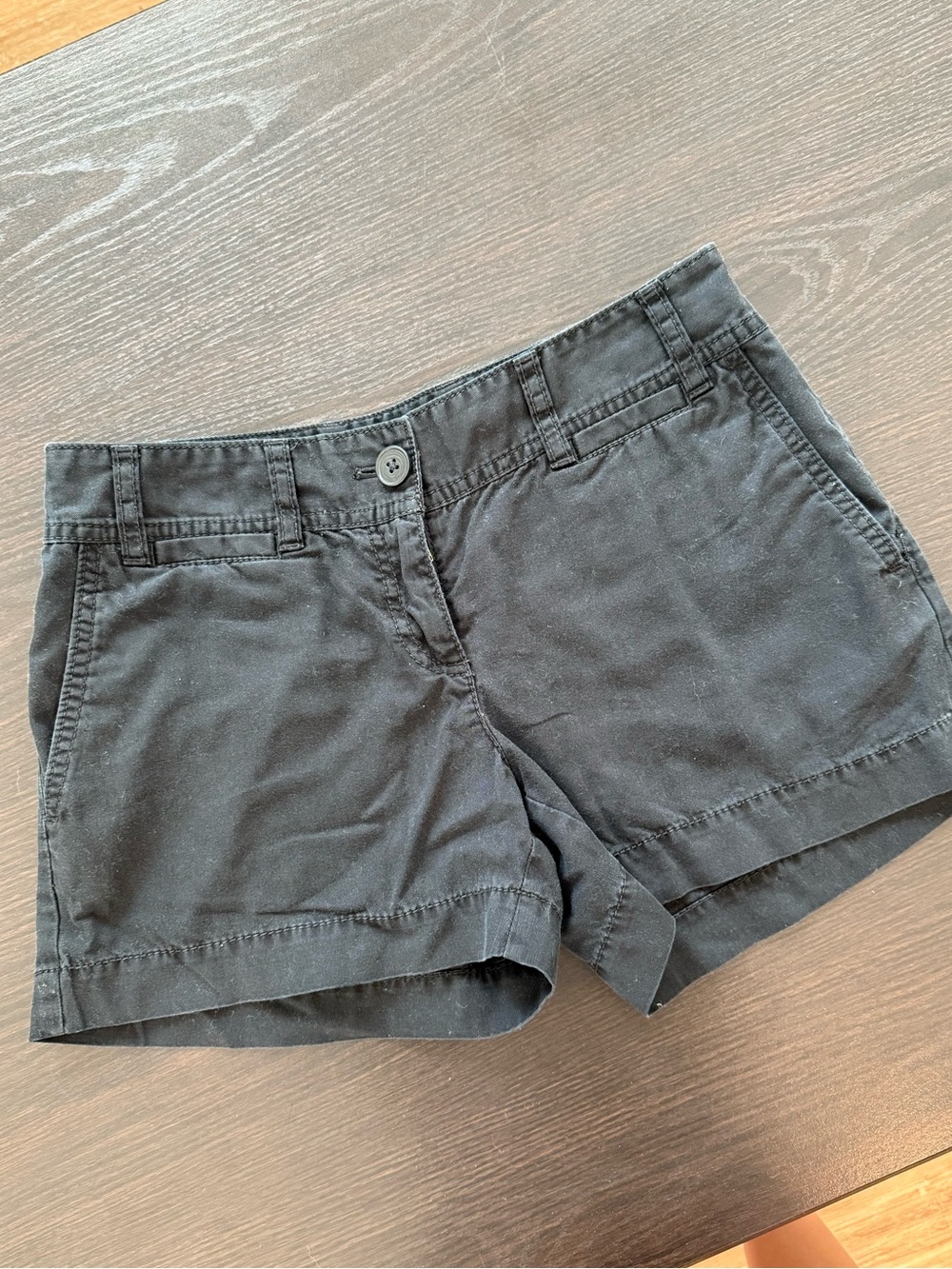 Y2k Ann Taylor Loft Low Waisted Cargo Black Shorts.